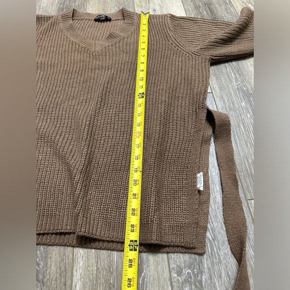 🛍️ SHEIN Curve 100% Acrylic sweater Size 1XL great condition. - Picture 6 of 8